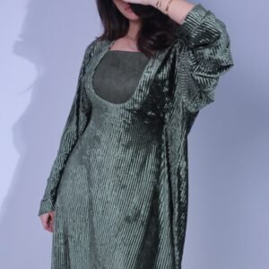 Alternative view of Olive velvet